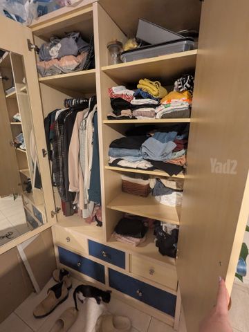 ארון בגדים