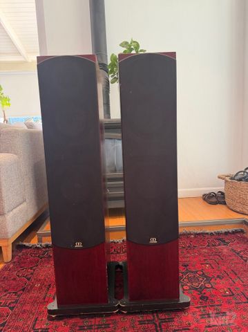 רמקולים-monitor audio