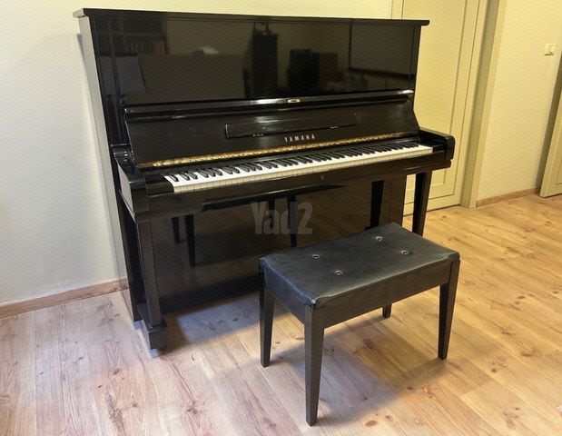 פסנתר YAMAHA