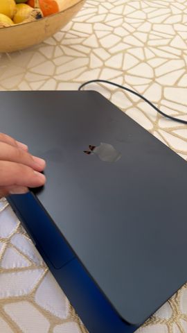 MacBook Air 13” M5 (2026) | |