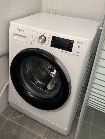 מכונת כביסה whirlpool