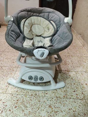 נדנדה לתינוק