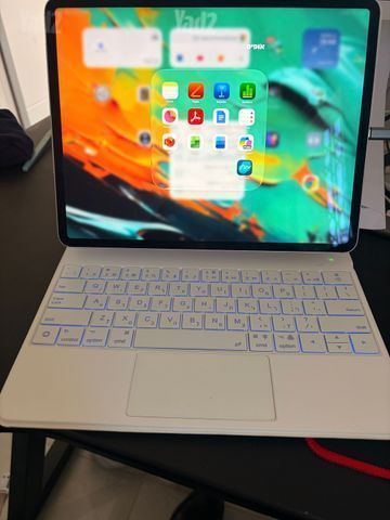 iPad Air  m2    13 inch