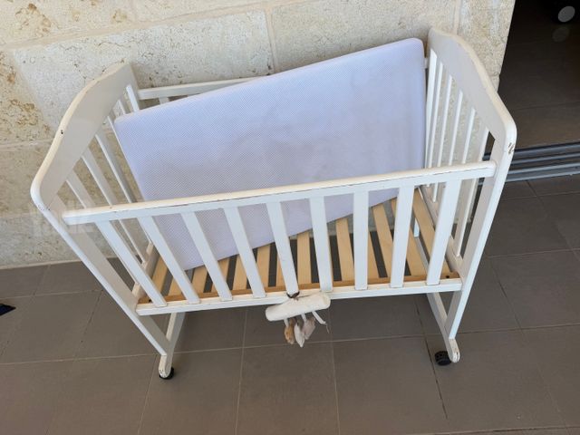 עריסת תינוק