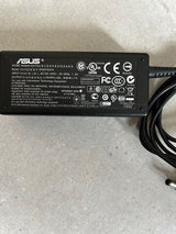 ספק כוח למחשב נייד של ASUS