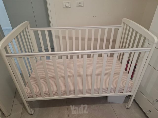 מיטת תינוק
