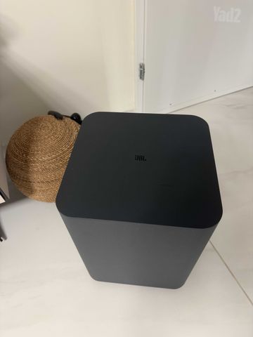 סאבוופר JBL