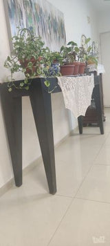 שידה גבוהה