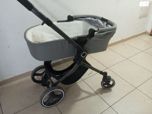טיולון לתינוק