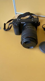 מצלמה סוני SONY A6400
