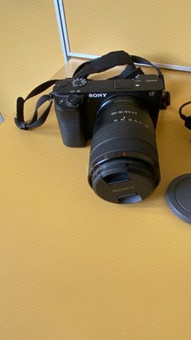 מצלמה סוני SONY A6400