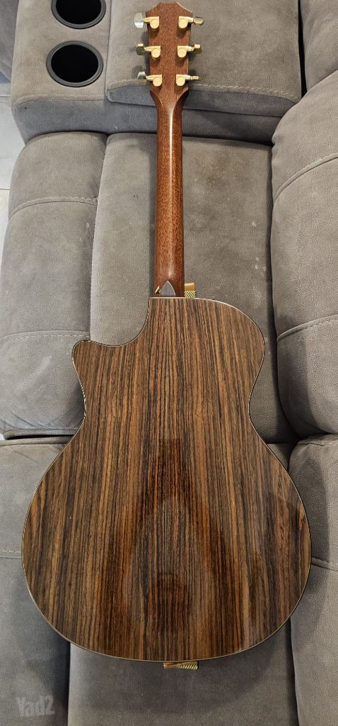 Taylor 714 ce