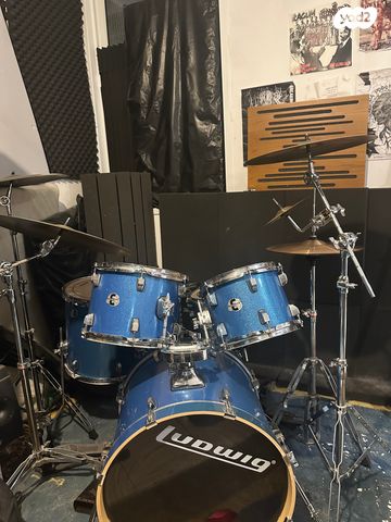 LUDWIG Evolution Blue Sparkle