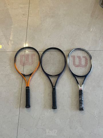 3 מחבטי טניס Wilson