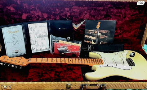 Fender Costume Limited Edition