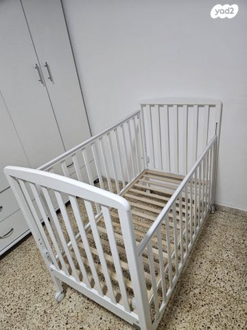 מיטת תינוק
