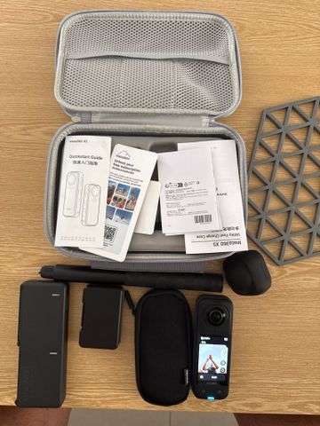 מצלמת insta360 x5