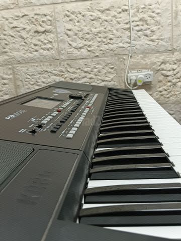 אורגן KORG PA300