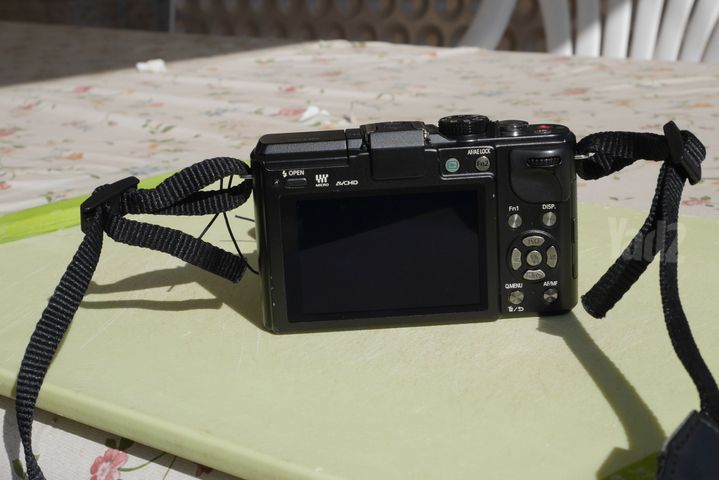 מצלמה LUMIX GX1