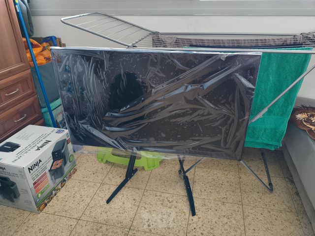 טלוויזיה Hisense 42inch 4K