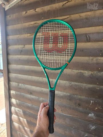 מחבט Wilson blade V10 26