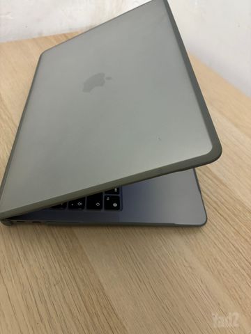 MacBook m1