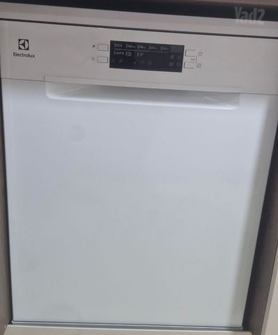 מדיח Electrolux כמעט חדש!