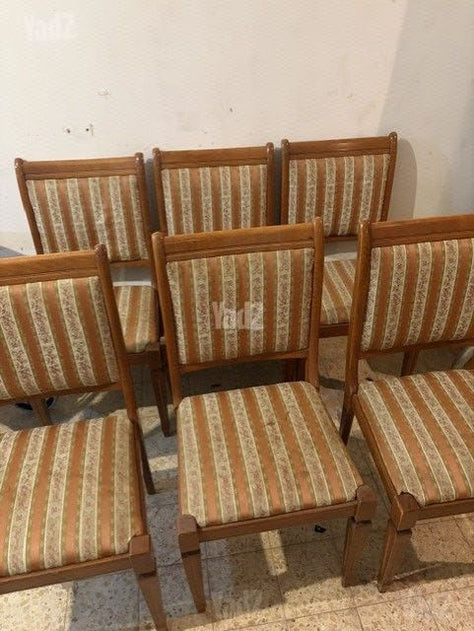 כסאות