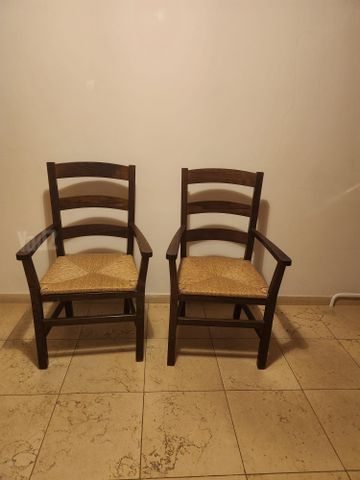 כסאות