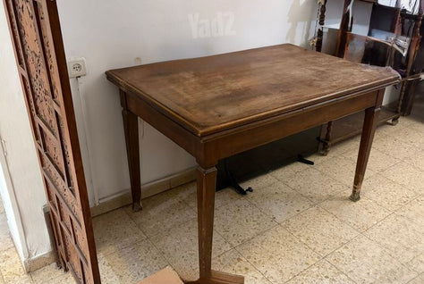 שולחן וינטג'