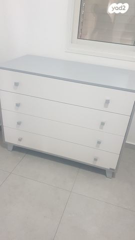 שידת החתלה