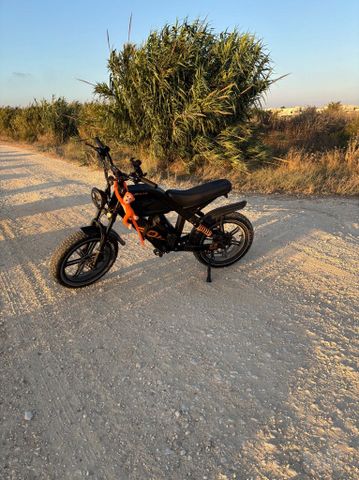 אינדורו חשמלי
