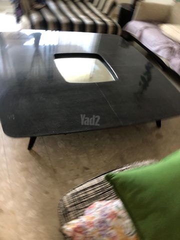 שולחן