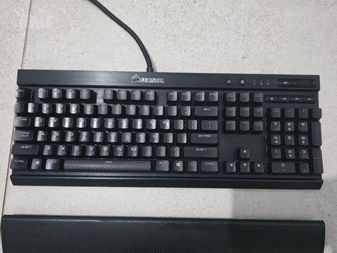 Corsair K70 LUX RGB