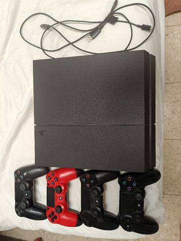 Sony PlayStation 4