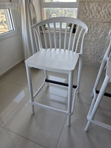 4 כיסאות בר