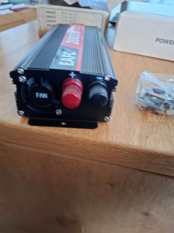 ממיר מתח 2000W