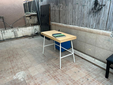 שולחן