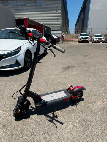 קורקינט GoWheels M4 PRO