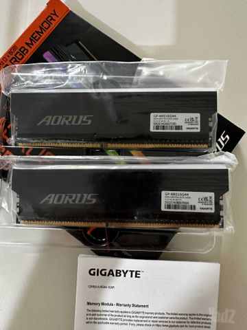 AORUS RGB DDR4 16GB 4400MHz