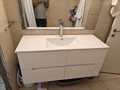 ארון אמבטיה