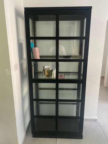 ארון ספרים