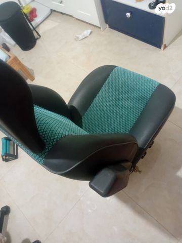 כיסא לרכב