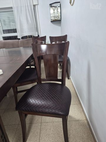 שולחן