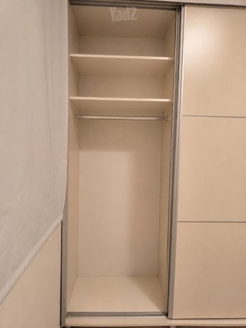 ארון בגדים