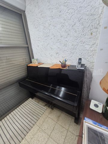 פסנתר שחור