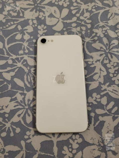 iPhone SE 2020 אייפון SE 2020