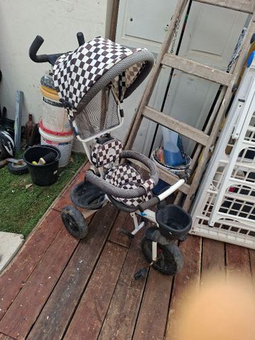 תלת אופן לצינוק
