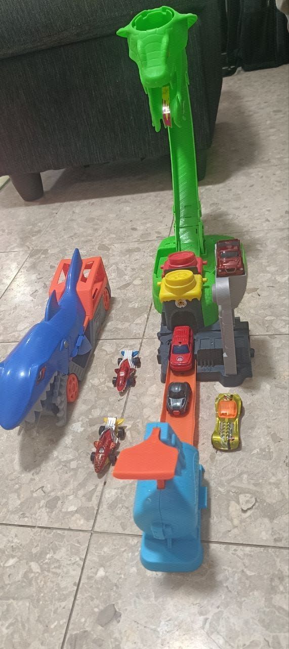 Hot wheels