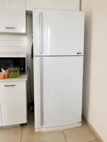 מקרר hitachi RZ570ARS7